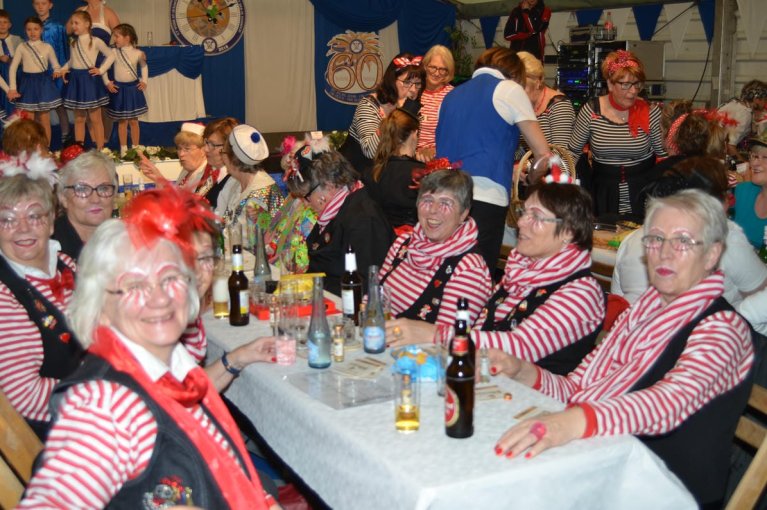 Damensitzung 2019