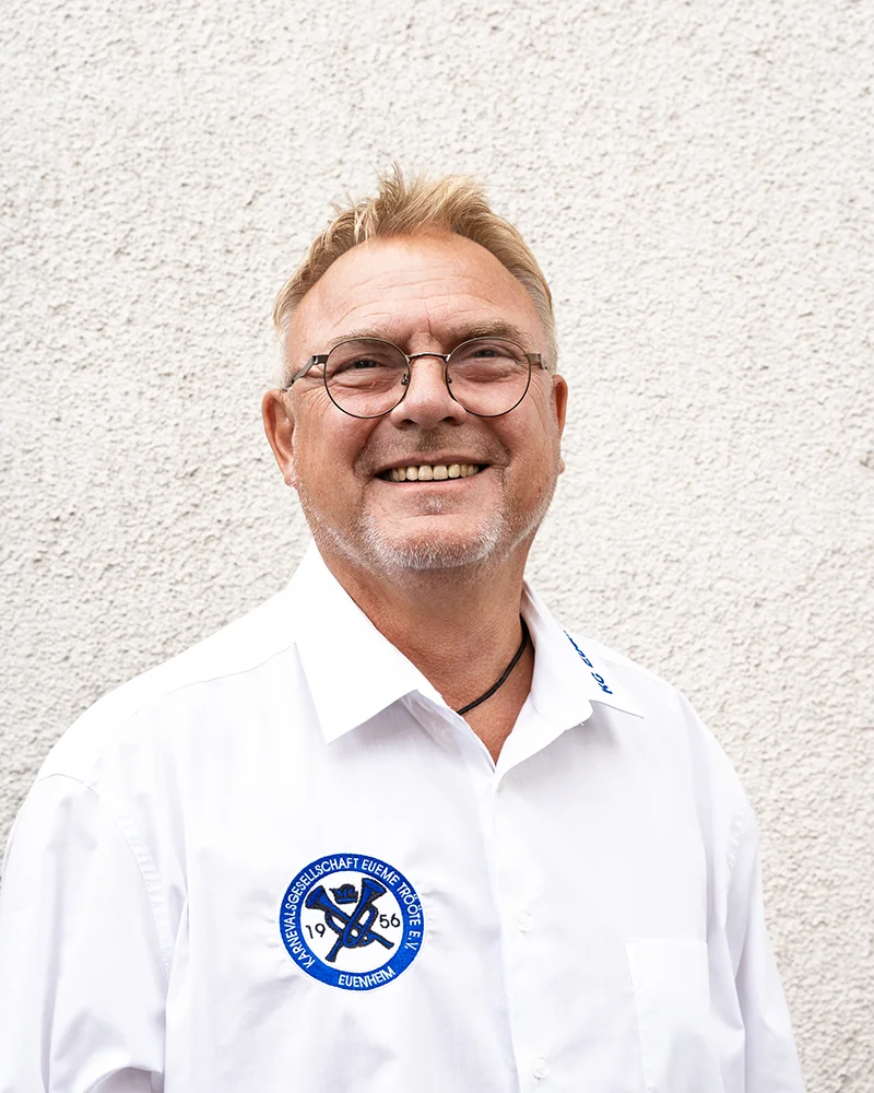 Der neue Vorstand der KG Eueme Trööte Der neue Vorstand der KG Eueme Trööte